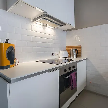 Triq L-ajkla Apartament